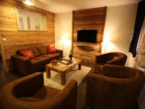 Confort moderne 4 pièces, 8 pers, proche pistes et école de ski, Wifi, animaux accueillis - FR-1-263-209